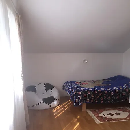 Nyaraló Pelinki *